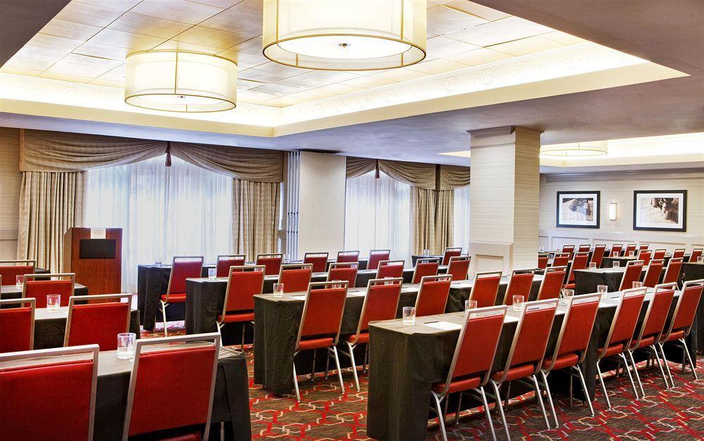 Four Points By Sheraton French Quarter 4*